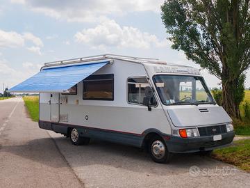 Laika LASERHOME 6.60 IVECO 2.5 TD MOTORE CON SOLI 