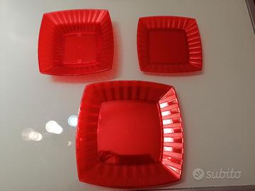 Set 12 piatti riutilizzabili rosso