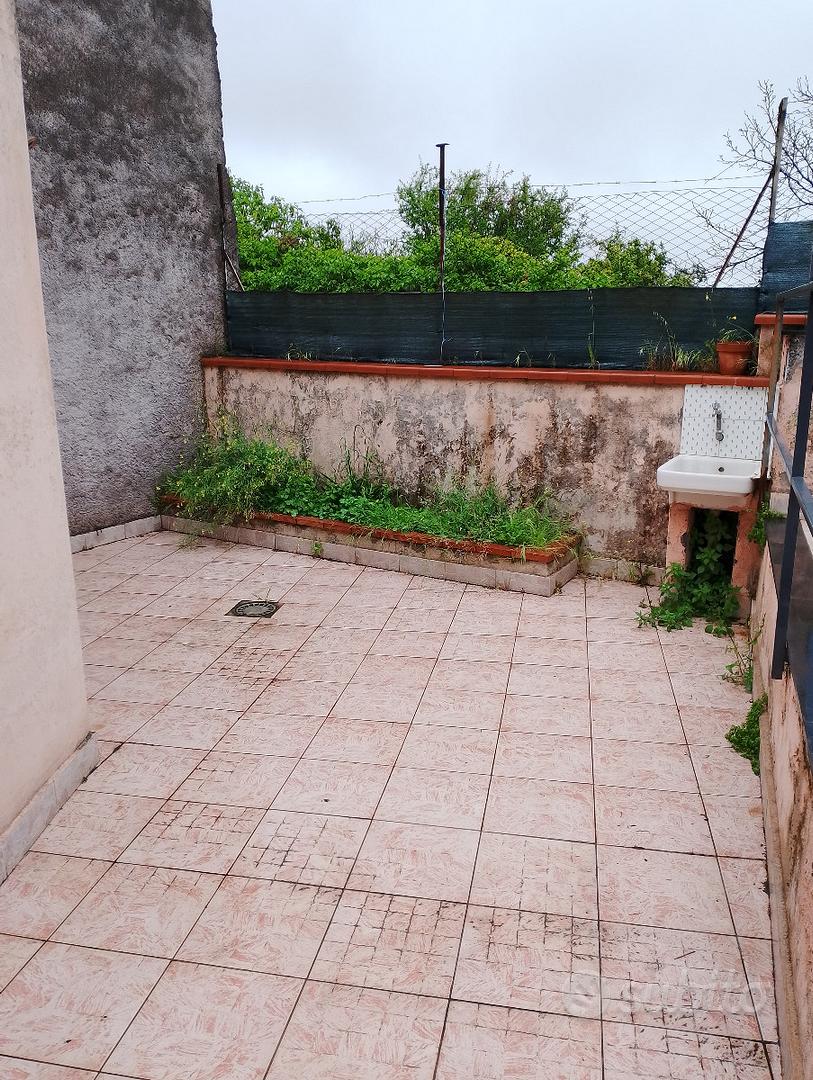 Centro.Rustico ristrutturato con terreno - Vista 5
