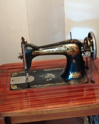 macchina cucire Singer