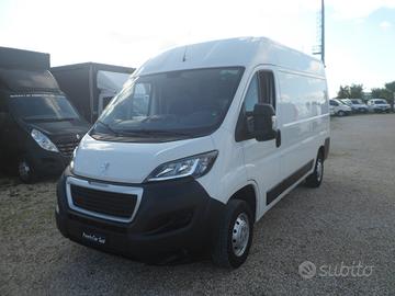 Fiat Ducato furgone medio alto