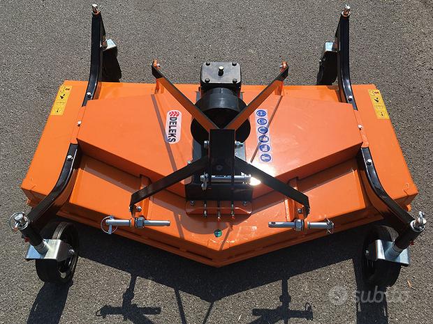 Piatto tosaerba per trattore a 3 lame - 150 cm