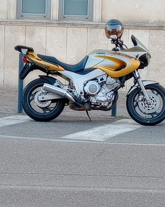 Yamaha TDM 850