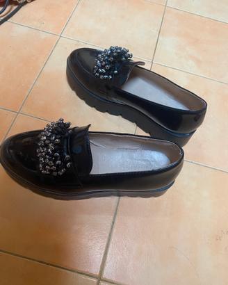 Scarpe vernice nera