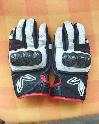 Guanti estivi moto Mtech