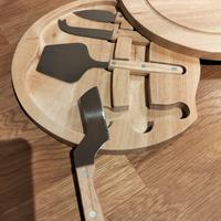 tagliere legno con accessori per formaggi 