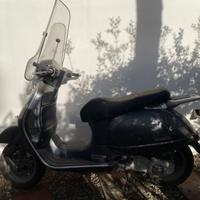 Vespa gt 125 solo x ricambi INTERA