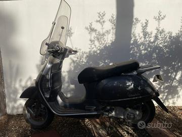 Vespa gt 125 solo x ricambi INTERA