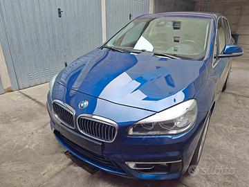 BMW Serie 2 Active Tourer  220d xDrive (2015)