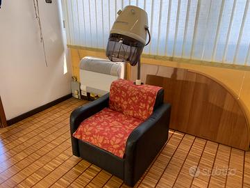 Casco asciugacapelli parrucchiere con poltrona