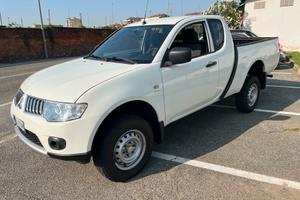 Mitsubishi L200 2.5 DI-D/136CV Club Cab Invite DPF