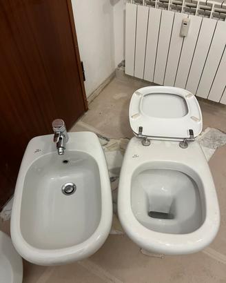 Sanitari ceramica bagno