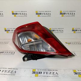 STOP FANALE POSTERIORE SINISTRO TOYOTA Yaris Serie