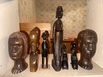 Statue in legno stile africano ed egiziano, lotto
