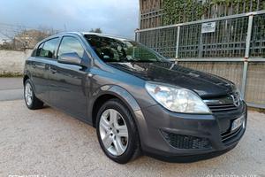 Opel Astra 1.4 16V GPL-TECH 5 porte Enjoy