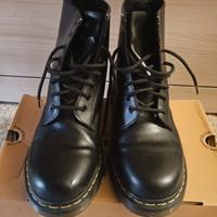 Dr. Martens EU 41 nere