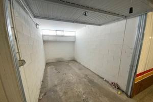 Box garage
