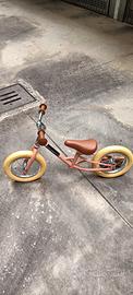 Bicicletta per bimbi senza pedali