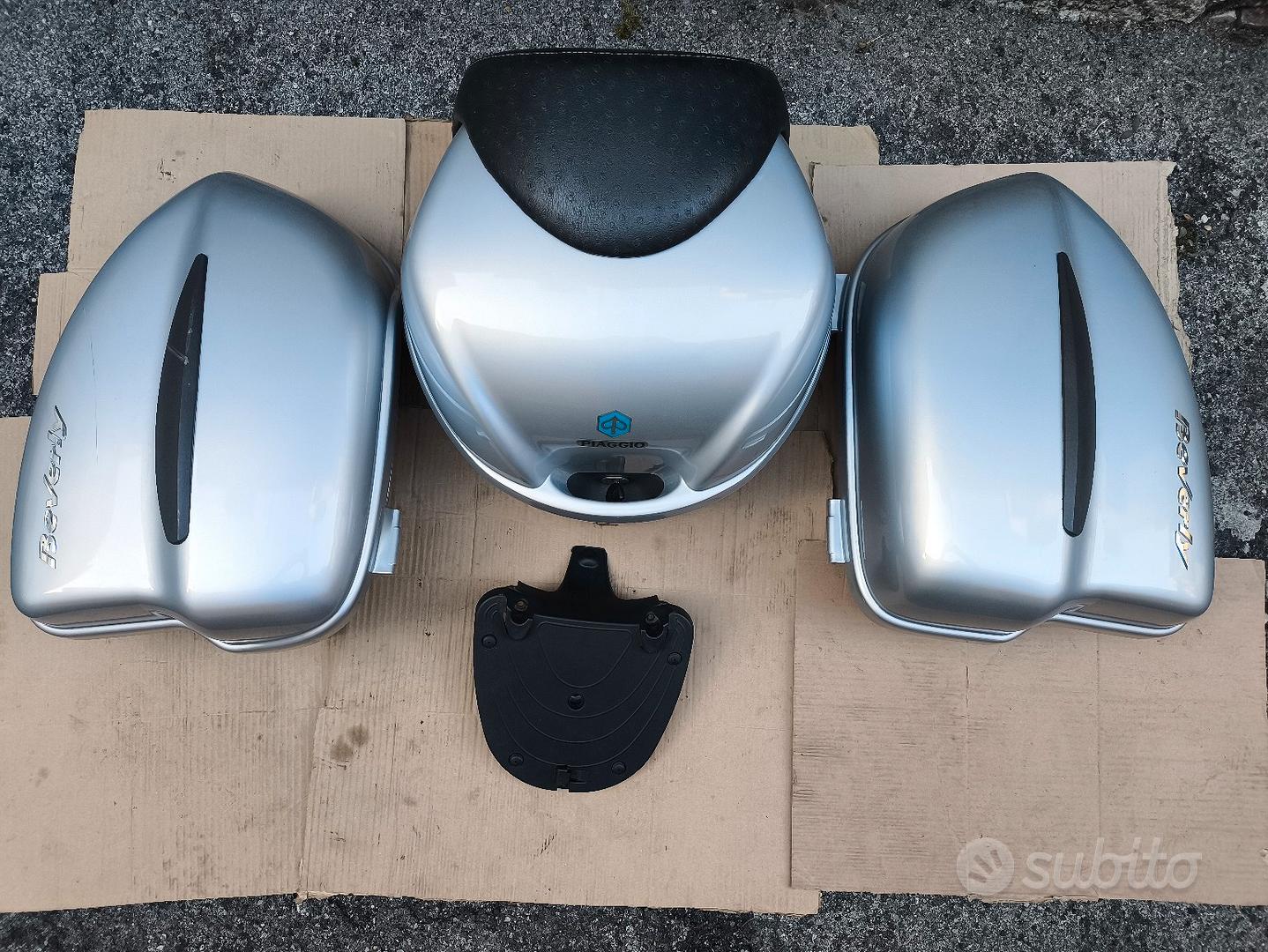 Set borse laterali e bauletto per Beverly 400/500 Accessori Moto