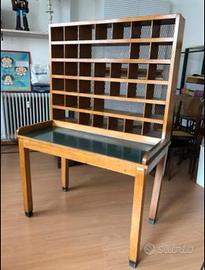 Scrivania casellario vintage anni 60