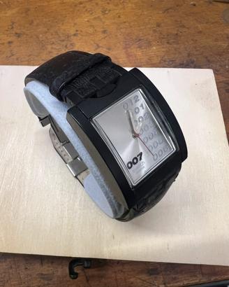 Swatch edizione james bond 007