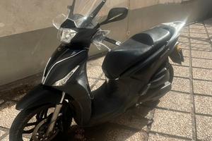 Kymco People 125