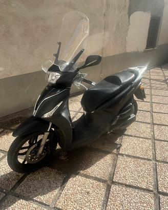 Kymco People 125