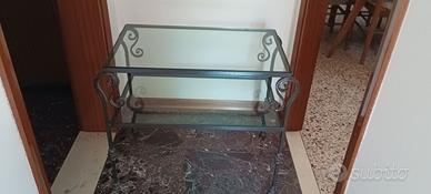 Tavolino in ferro battuto