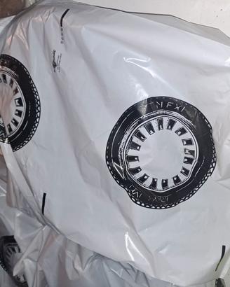 Pneum. Continental estivi NUOVI 215/60 R17 96H