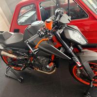Ktm 890 super duke