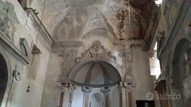 Ex Cavallerizza ed Ex Chiesa per esclusivo locale