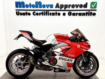 Ducati Panigale V4 - MOTONOVA