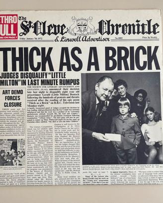 Vinile THICK AS A BRICK dei Jethro Tull 1972