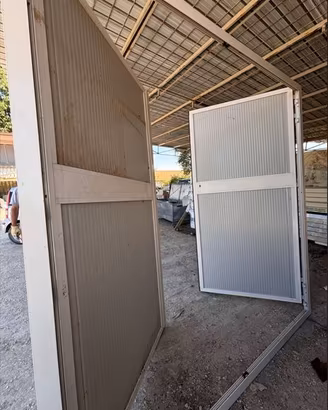 Telaio alluminio con porta
