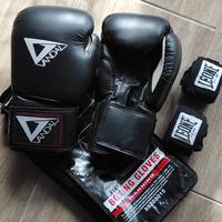 Guantoni da box e fasce