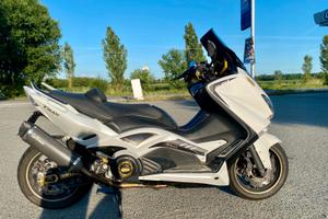 Yamaha Tmax 530