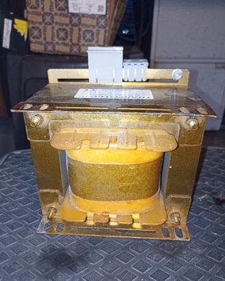 Trasfotec – Trasformatore Monofase 800VA