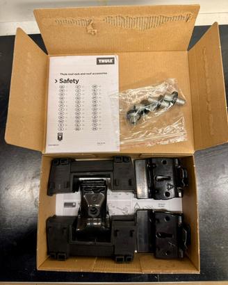 Thule kit montaggio FLUSH RAIL Octavia SW/Enyaq