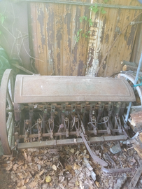 Vendita seminatrice vintage