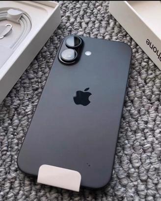 IPhone 16 128 giga batteria 88%