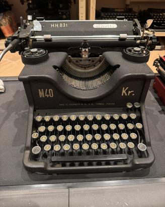 Olivetti M40 KR  Marcature Militari