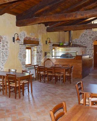 NEGOZIO A SANTE MARIE