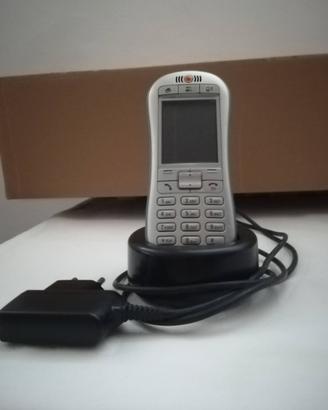 Cellulare facile