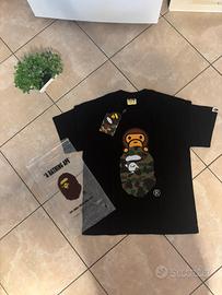 maglia bape nera con grafica verde