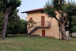 casa vacanze con ampio giardino e spazio esterno
