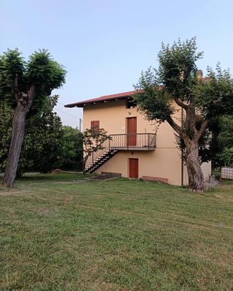 casa vacanze con ampio giardino e spazio esterno