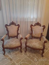 n.2 Poltrone in noce massello anni '60