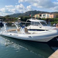 Gommone Master 730 con motore Evinrude entrobo