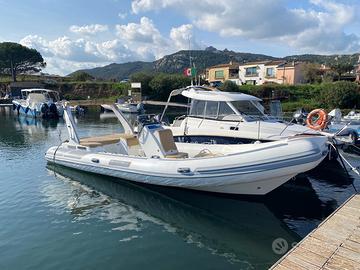 Gommone Master 730 con motore Evinrude entrobo