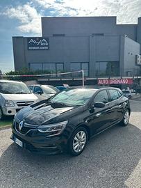 Renault Megane Mégane Blue dCi 115 CV EDC R.S. Lin